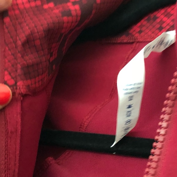 Lululemon python red jacket - Picture 7 of 7